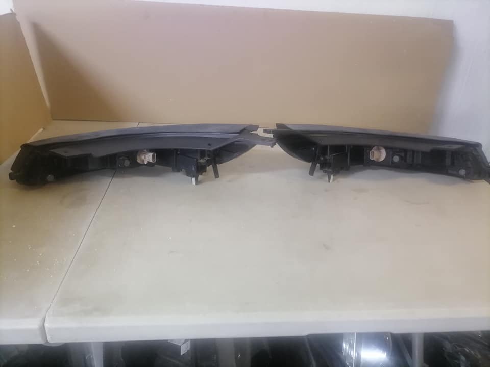 Hyundai Venue upper headlights DM or contact number in the description for assistance. - Private Seller