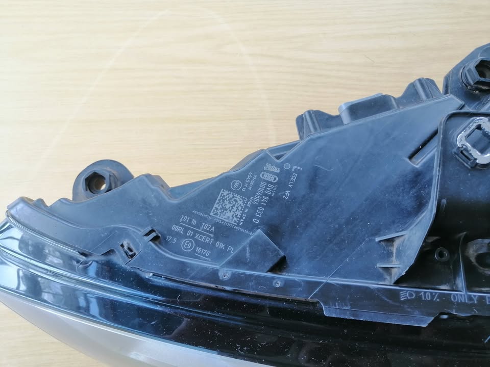 Audi A3 S3 RS3 Headlight for sale - Private Seller Audi A3 S3 RS3 Headlight for sale - Private Seller