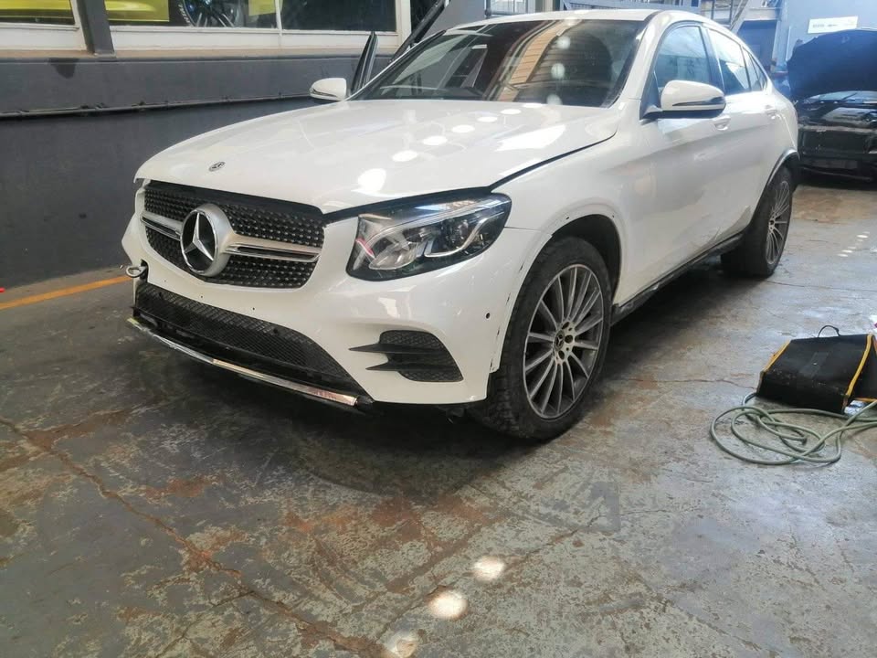 Mercedes Benz GLC stripping for spares