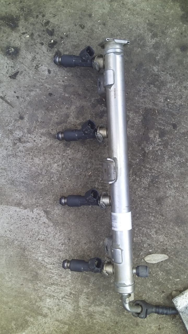 Chev Captiva LE5 fuel rail and spares for sale 