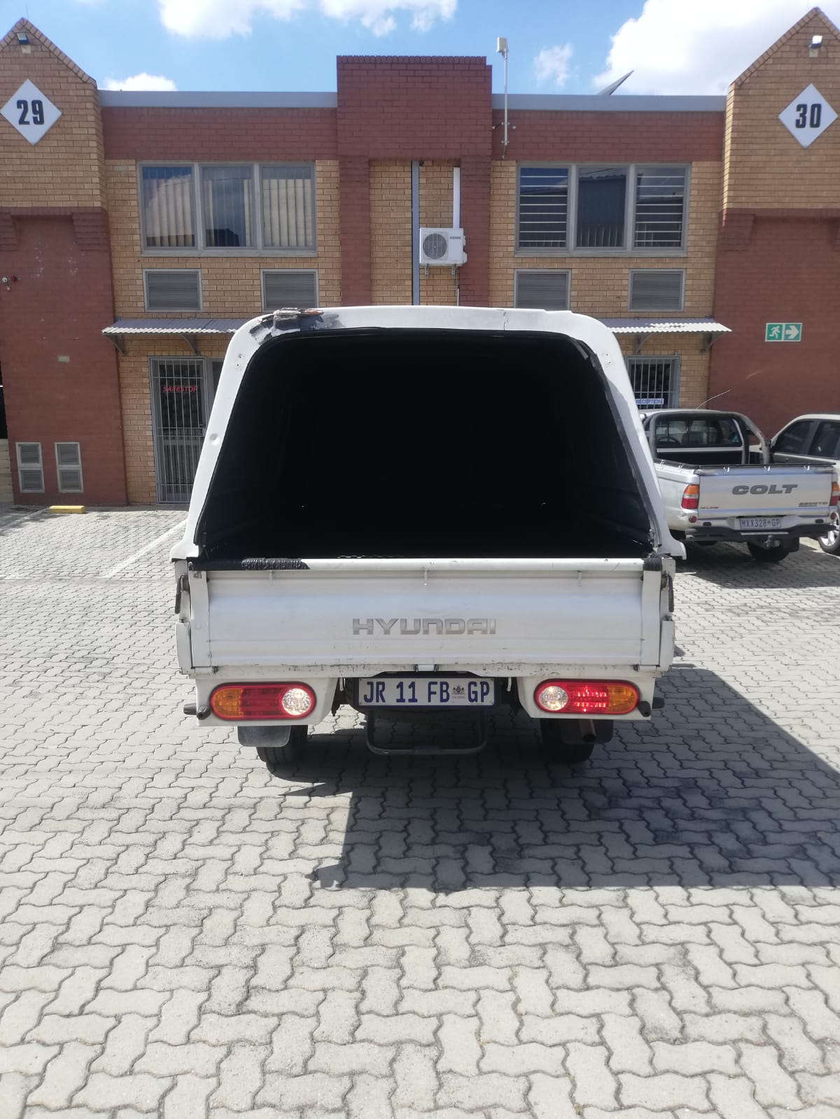 Used 2020 Hyundai H-100 Bakkie 2.6D deck - Private Seller Used 2020 Hyundai H-100 Bakkie 2.6D deck - Private Seller