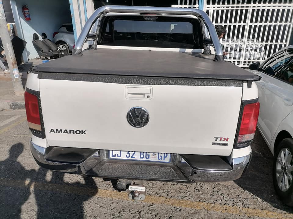 2014 Volkswagen Amarok 2.0 TDI Automatic Double Cab 4x4 Bakkie leather seat