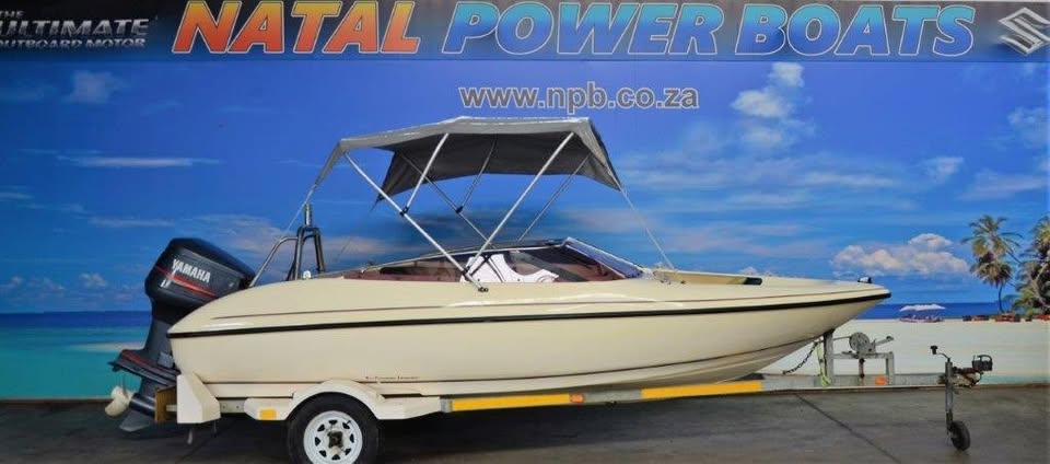 2010 FAZER  16 FT BOWRIDER