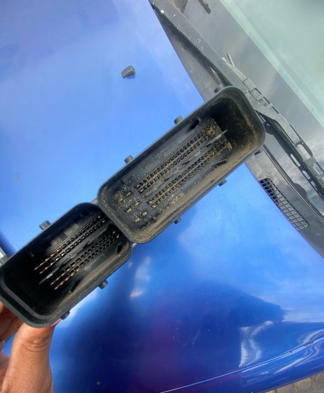 2009-2013 VW/SKODA OCTAVIA 2.0 TSI COMPUTER BOX FOR SALE - Private Seller