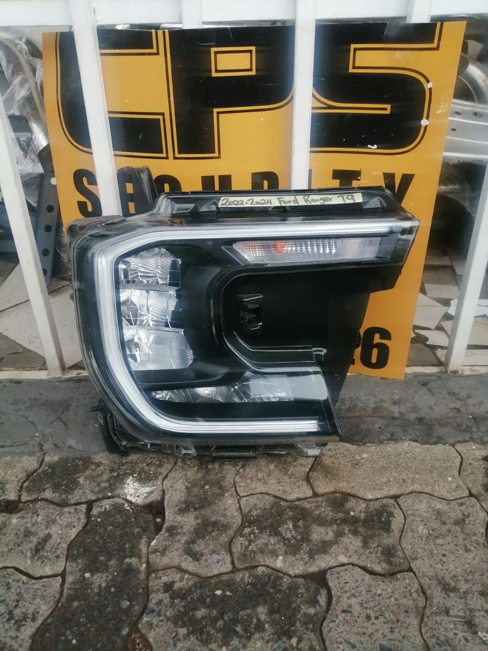 FORD RANGER T9 LED HEADLIGHT RIGHT SIDE 2021 TO 2024 - Private Seller