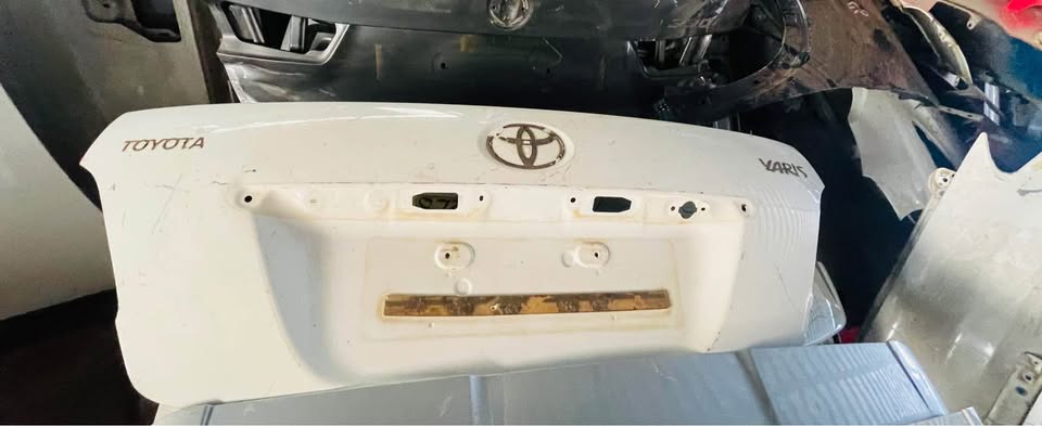 Toyota Yaris Bootlid - Private Seller Toyota Yaris Bootlid - Private Seller