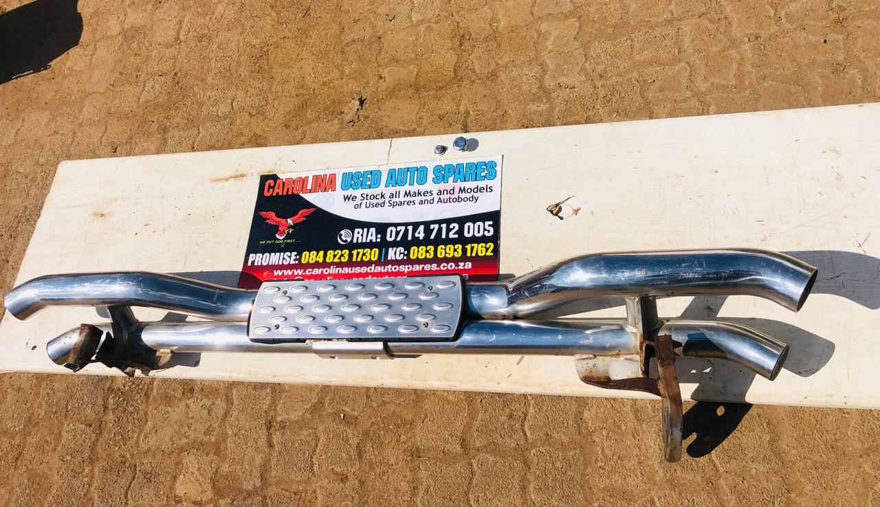 Toyota Hilux D4d rear/back chrome bumper step (need to be restored) - Private Seller