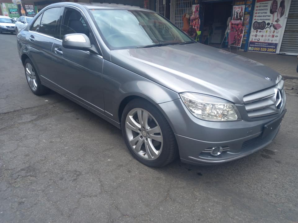 2008 MERCEDES BENZ C200 PETROL, AUTOMATIC, KOMPRESSOR, GREY COLOR, 105000KM,SUNROOF