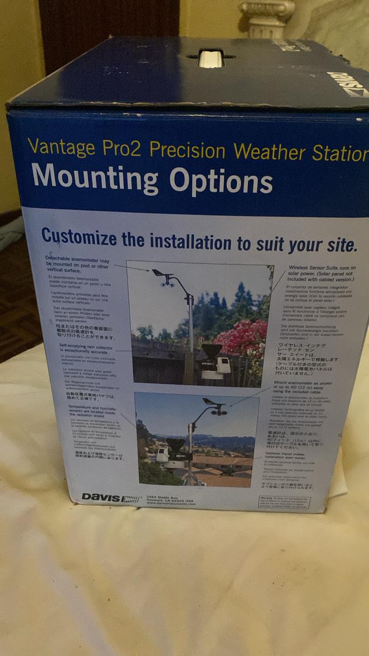 Brand New: Davis Wireless Vantage Pro2 Weather Station
