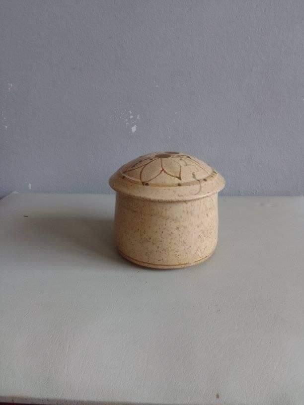 Ceramic jar