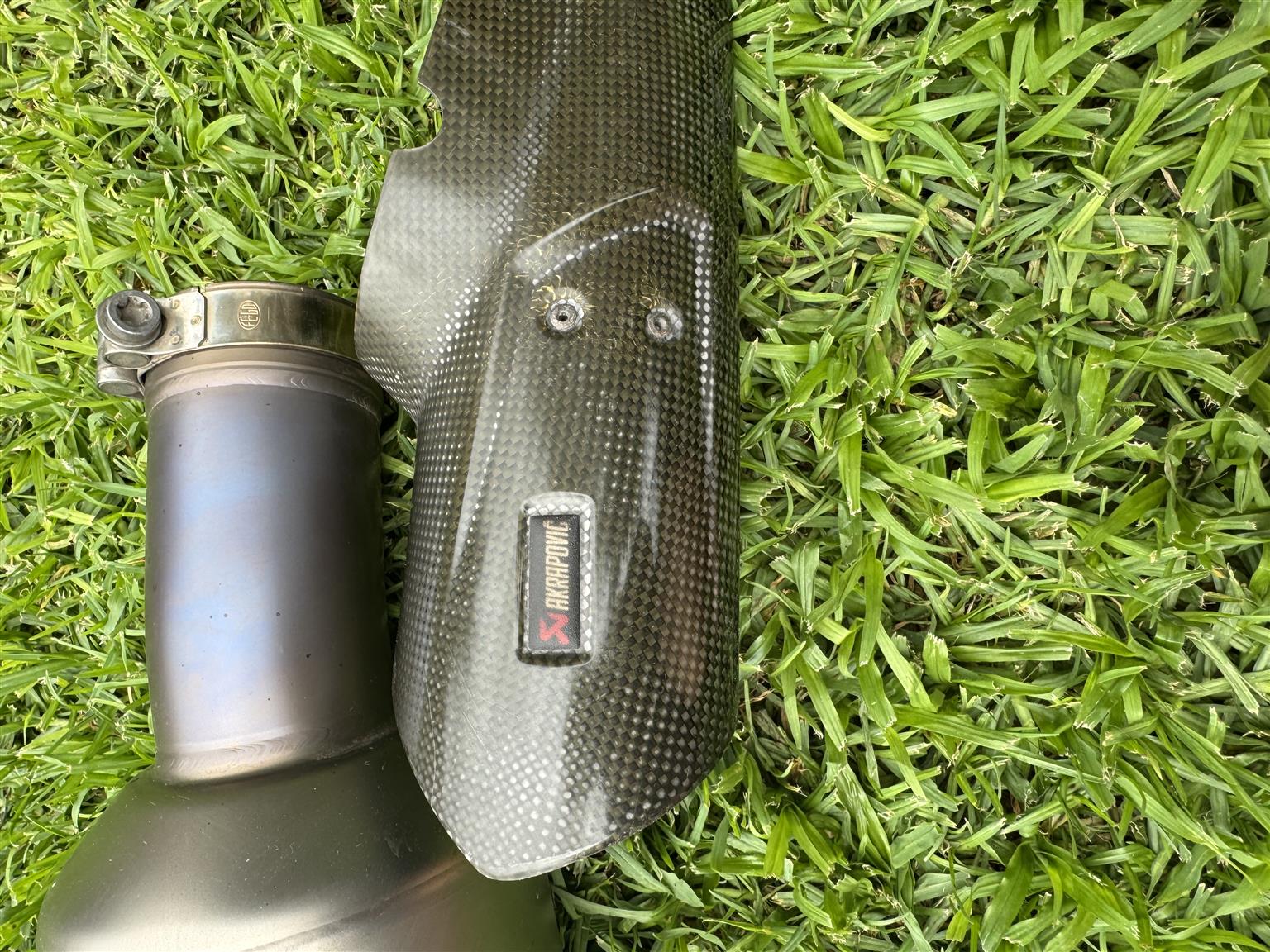 Akrapovic slip on for BMW R1200RT LC