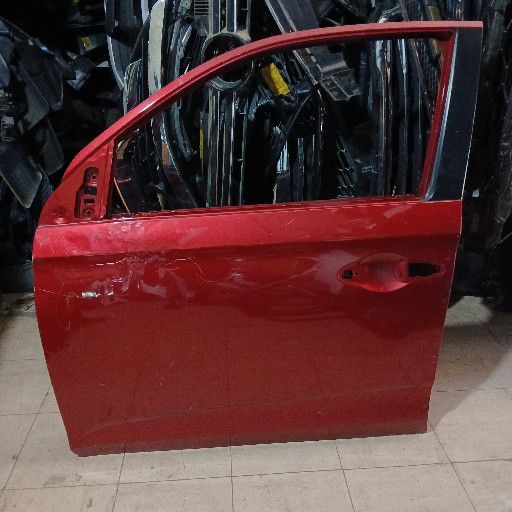 Honda amaze door - Private Seller Honda amaze door - Private Seller