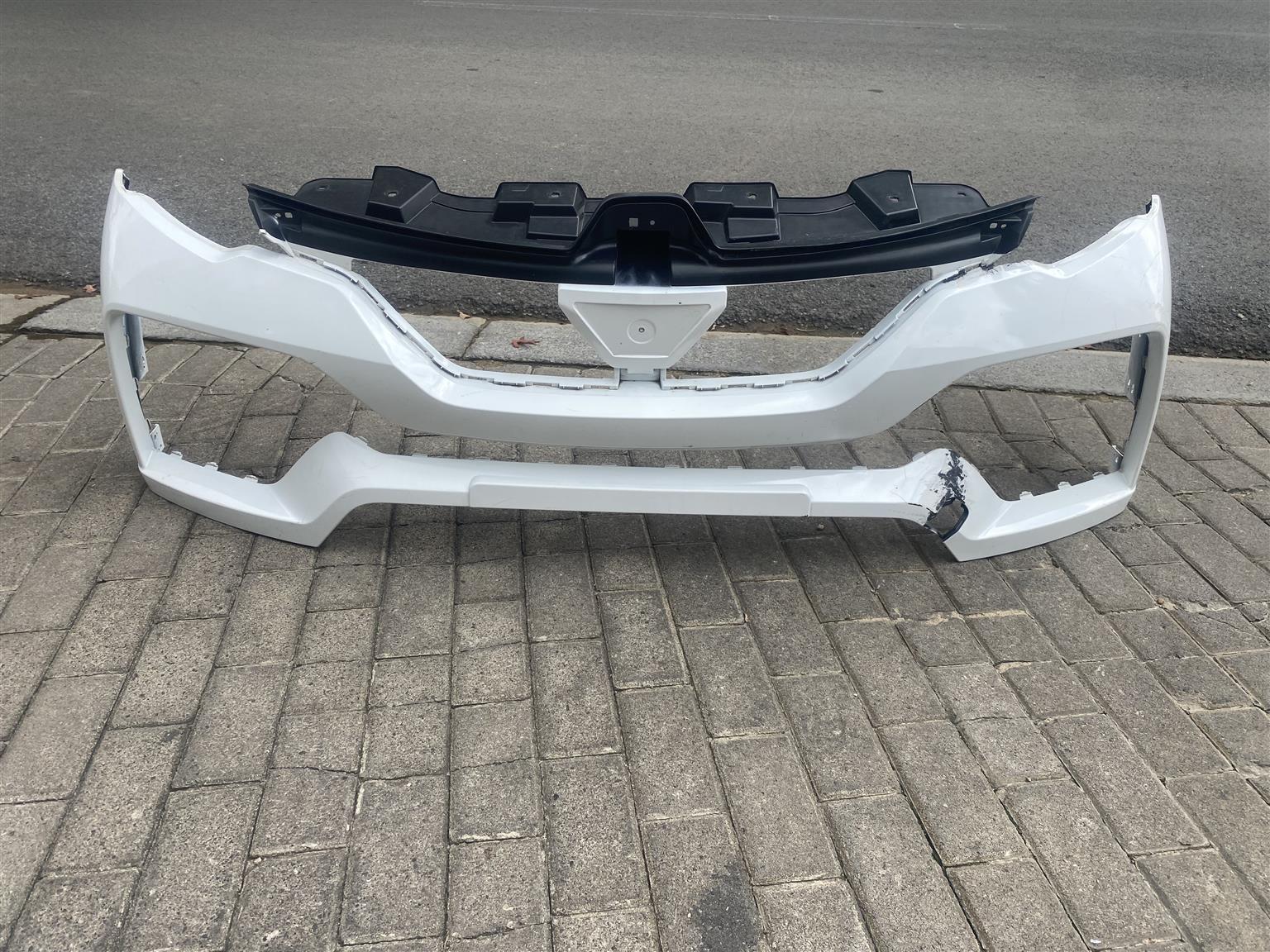 2024 RENAULT KIGER FRONT BUMPER FOR SALE. IN EXCELLENT CONDITION - Private Seller 2024 RENAULT KIGER FRONT BUMPER FOR SALE. IN EXCELLENT CONDITION - Private Seller