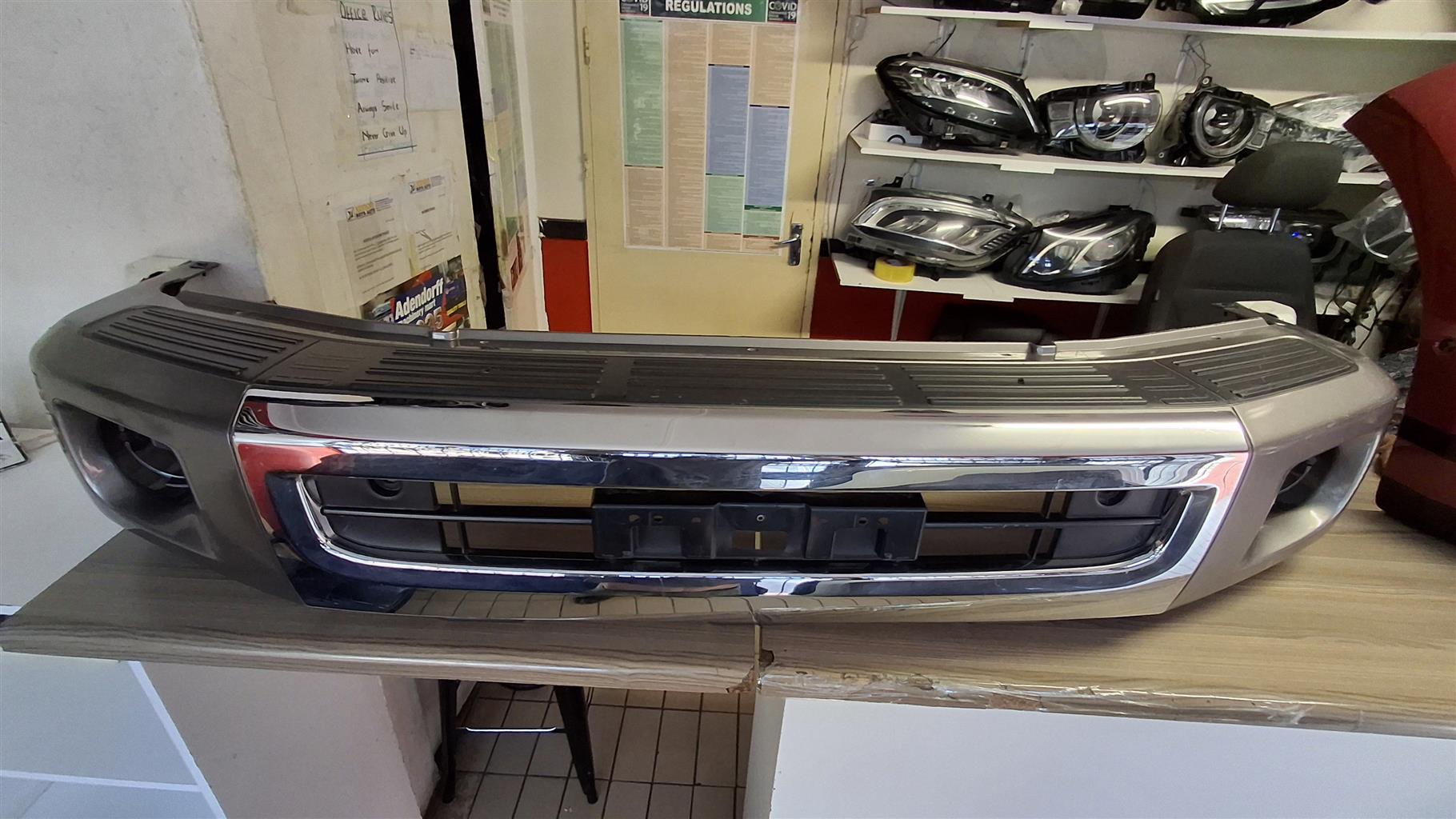 2020  TOYOTA LAND CRUISER  BUMPER IN A VERY GOOD CONDITION - Private Seller