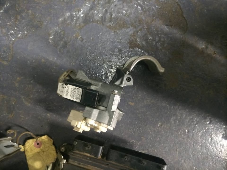 Toyota verso ignition - Private Seller