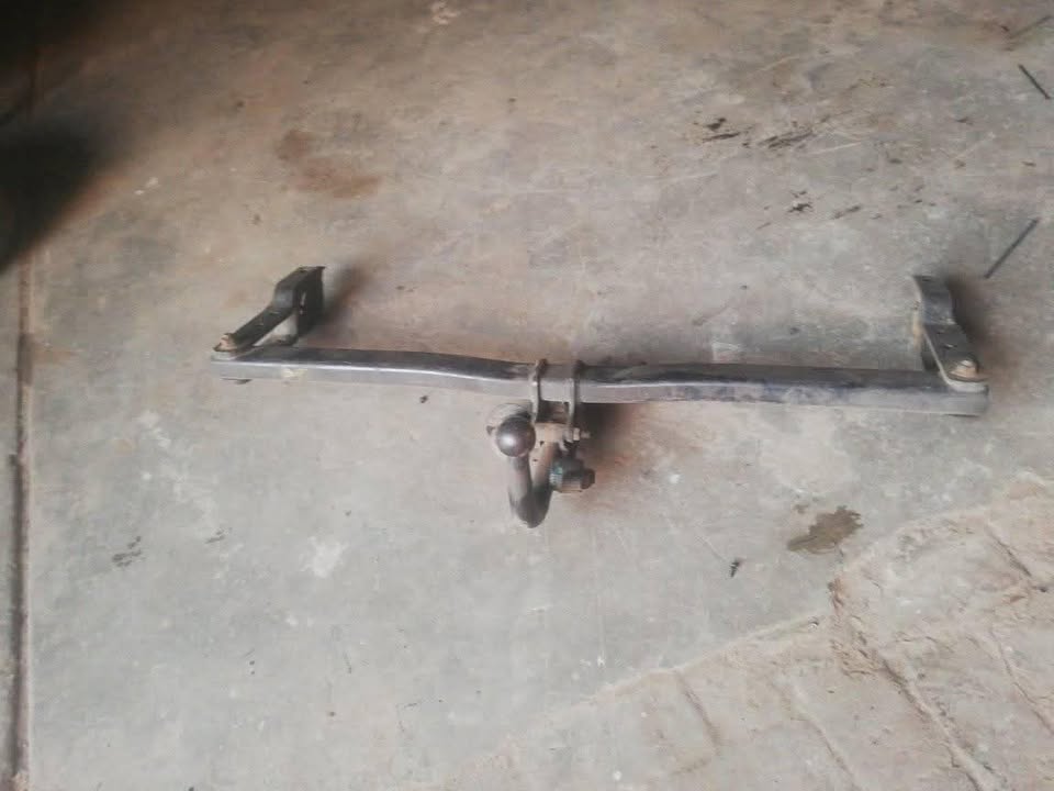Volvo V70 2002 tow bar for sale - Private Seller