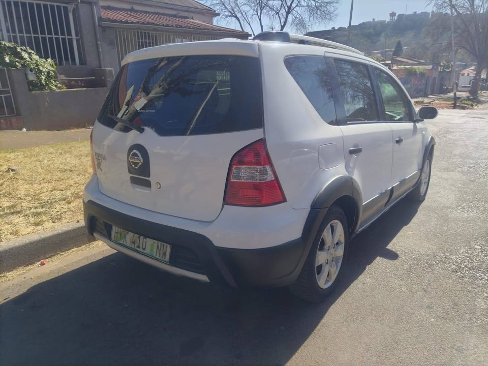 2013 Nissan Livina Xgear 1.6