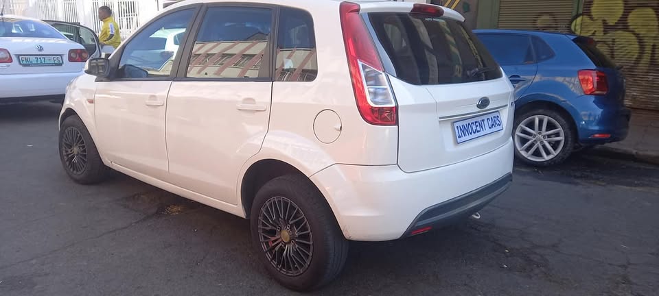 2016 FORD FIGO 1.4 MANUAL,  WHITE COLOUR, 80000KM