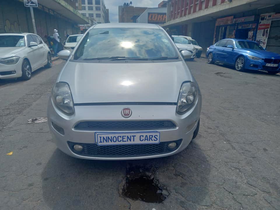 2013 FIAT PUNTO 1.4 PETROL, MANUAL TRANSMISSION, SILVER COLOUR, MILEAGE 80000KM
