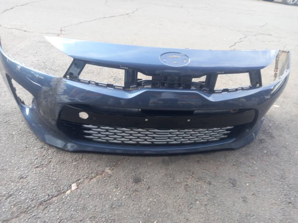 2017 - 2020 Kia Rio Front Bumper Shell - Private Seller 2017 - 2020 Kia Rio Front Bumper Shell - Private Seller