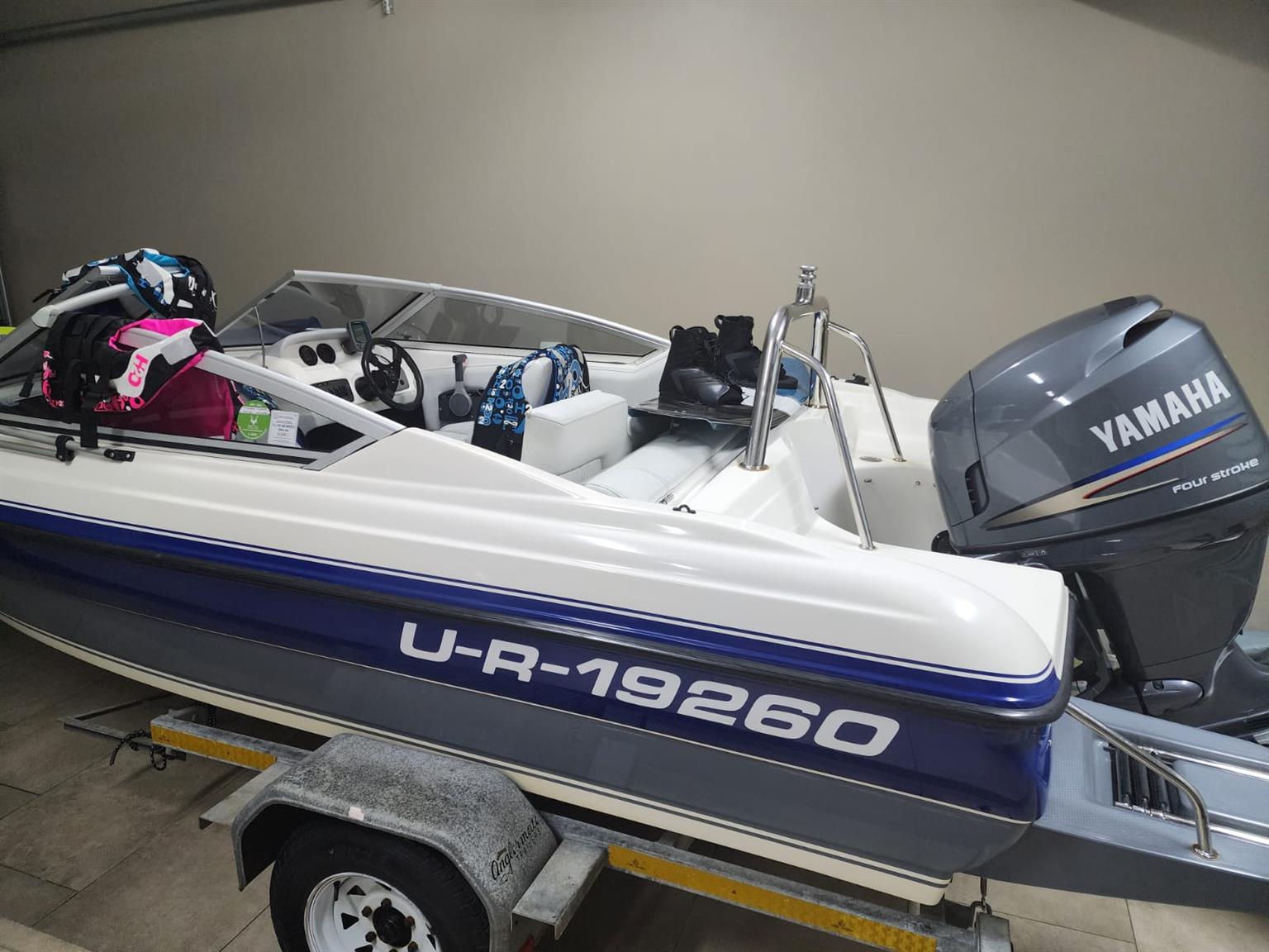 '09 Panache 1750lx with 4-Stroke 115hp Yamaha