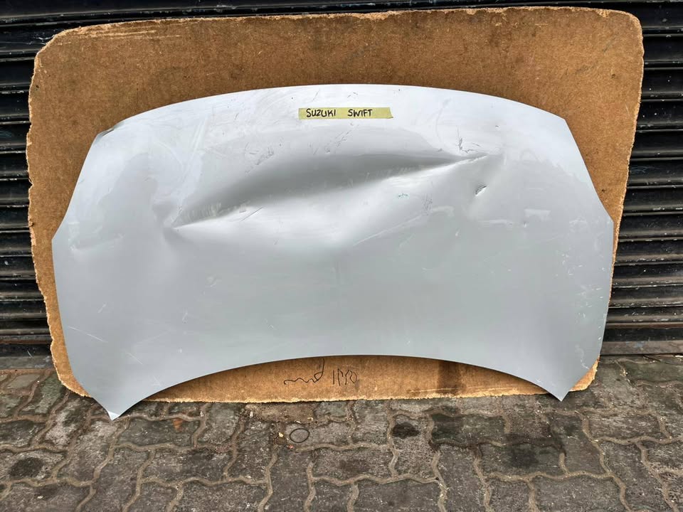 Suzuki Swifts Bonnet - Private Seller Suzuki Swifts Bonnet - Private Seller