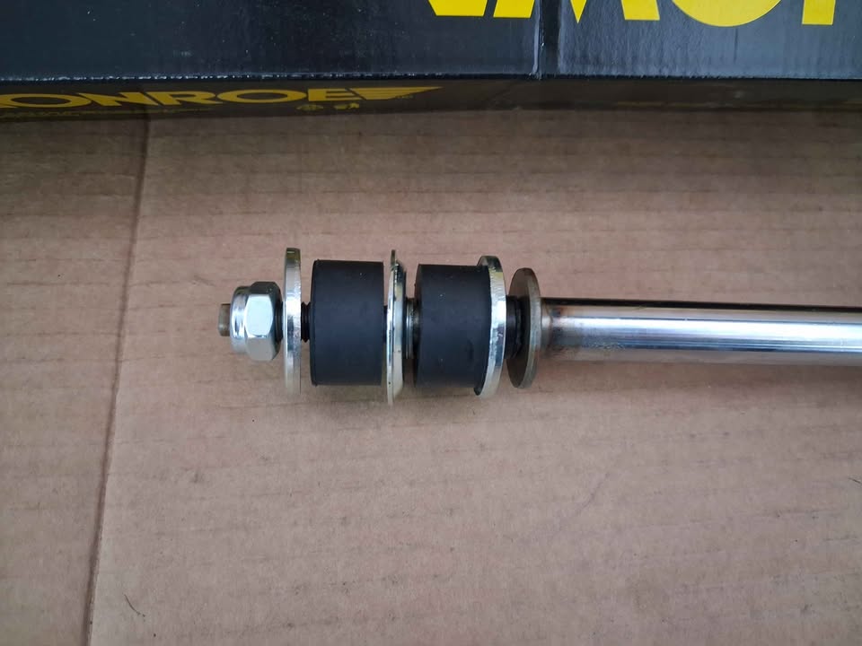 Toyota Quantum Shock absorber - Private Seller Toyota Quantum Shock absorber - Private Seller
