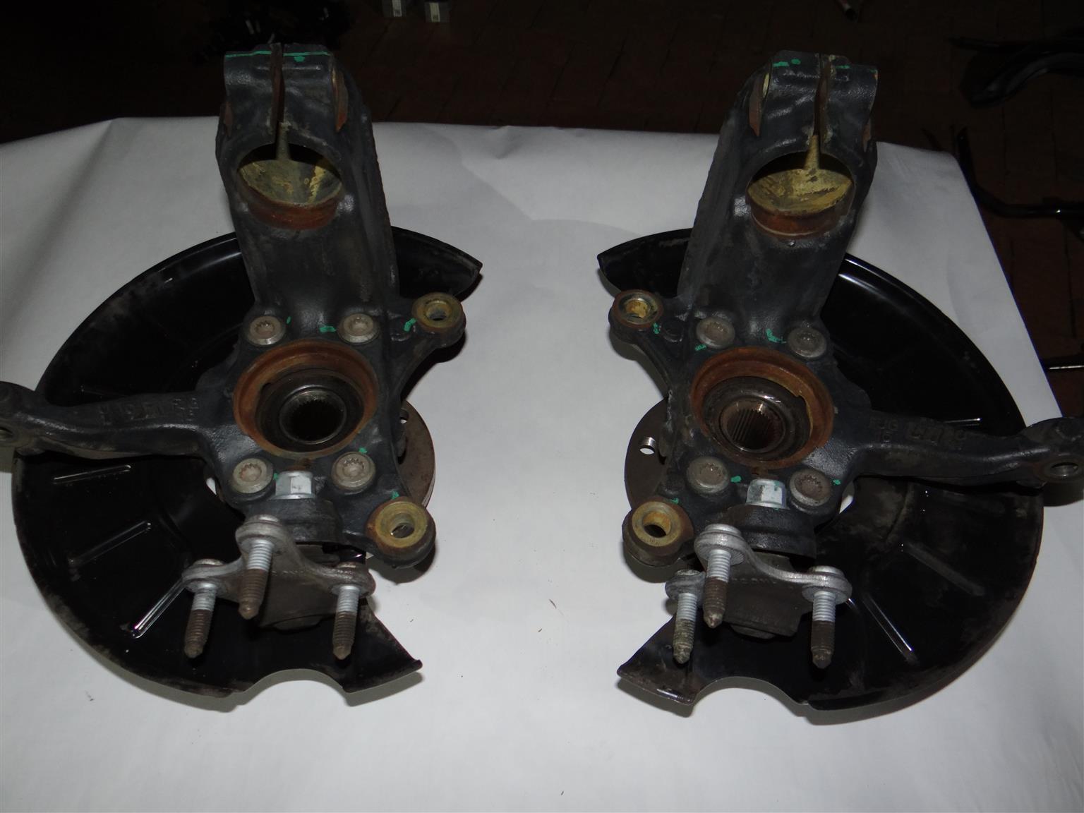 VW / Audi - wheel hub / assembly / wheel bearings – Front