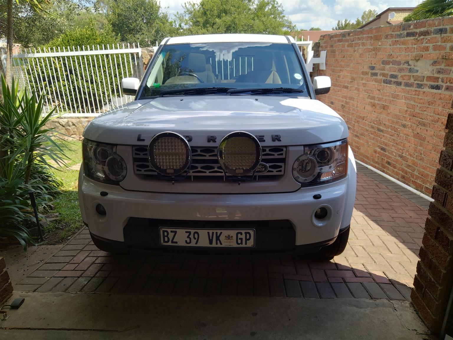 Used 2012 Land Rover Discovery 4 3.0TDV6 SE - Private Seller