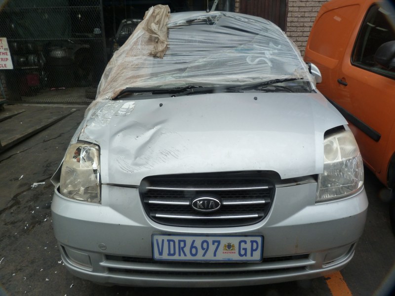 Kia Picanto 1.1 LX Manual Silver - 2006 STRIPPING FOR SPARES - Private Seller Kia Picanto 1.1 LX Manual Silver - 2006 STRIPPING FOR SPARES - Private Seller