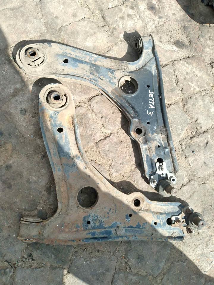 Jetta 3 front lower control arms left and right side for sale please contact us for more details - Private Seller Jetta 3 front lower control arms left and right side for sale please contact us for more details - Private Seller