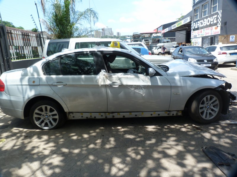 BMW 320i Exclusive E90 AT - 2007 STRIPPING FOR SPARES - Private Seller BMW 320i Exclusive E90 AT - 2007 STRIPPING FOR SPARES - Private Seller