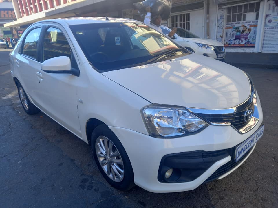2019 TOYOTA ETIOS SEDAN 1.5 PETROL, MANUAL, WHITE COLOR, MILEAGE 72000KM