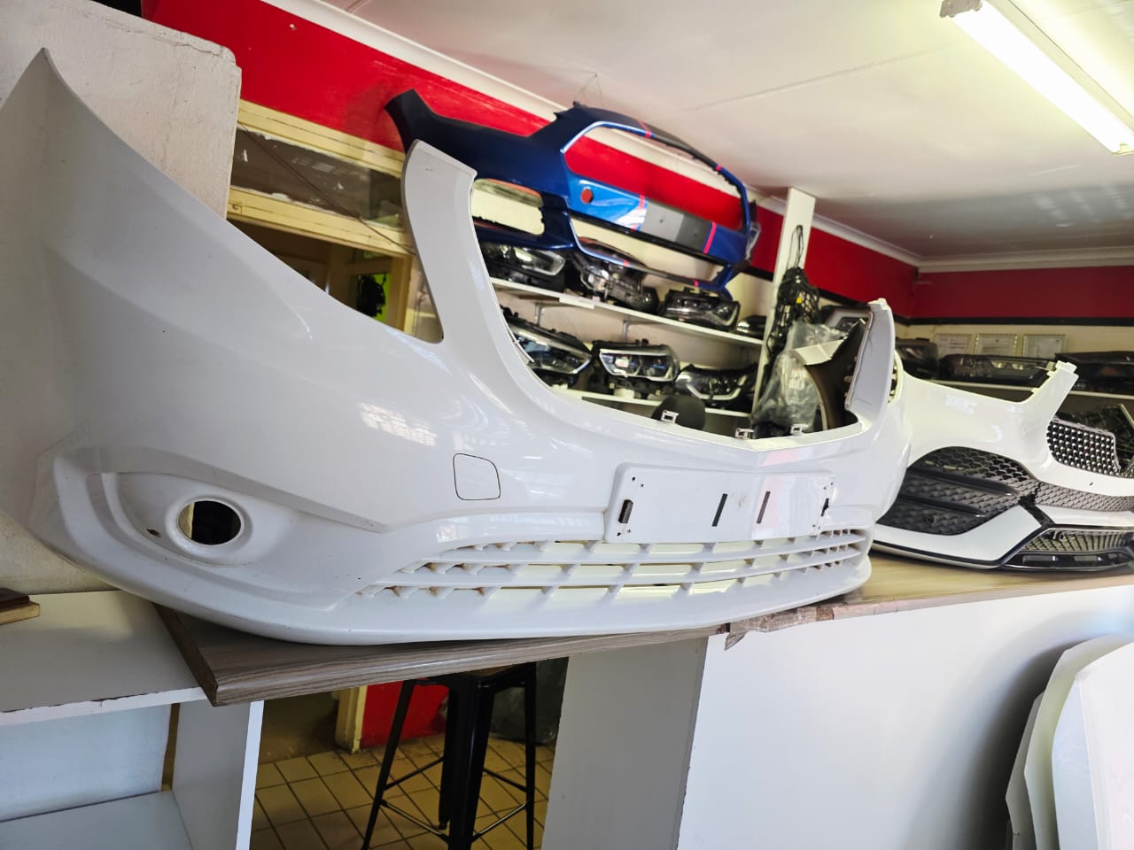 2020 W447 VITO MERCEDES-BENZ FRONT BUMPER FOR SALE - Private Seller 2020 W447 VITO MERCEDES-BENZ FRONT BUMPER FOR SALE - Private Seller