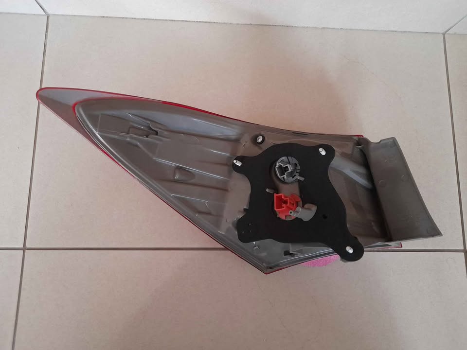 Toyota Corolla Prestige 2014 ONWARDS BRAND NEW OUTER TAILIGHTS FORSALE