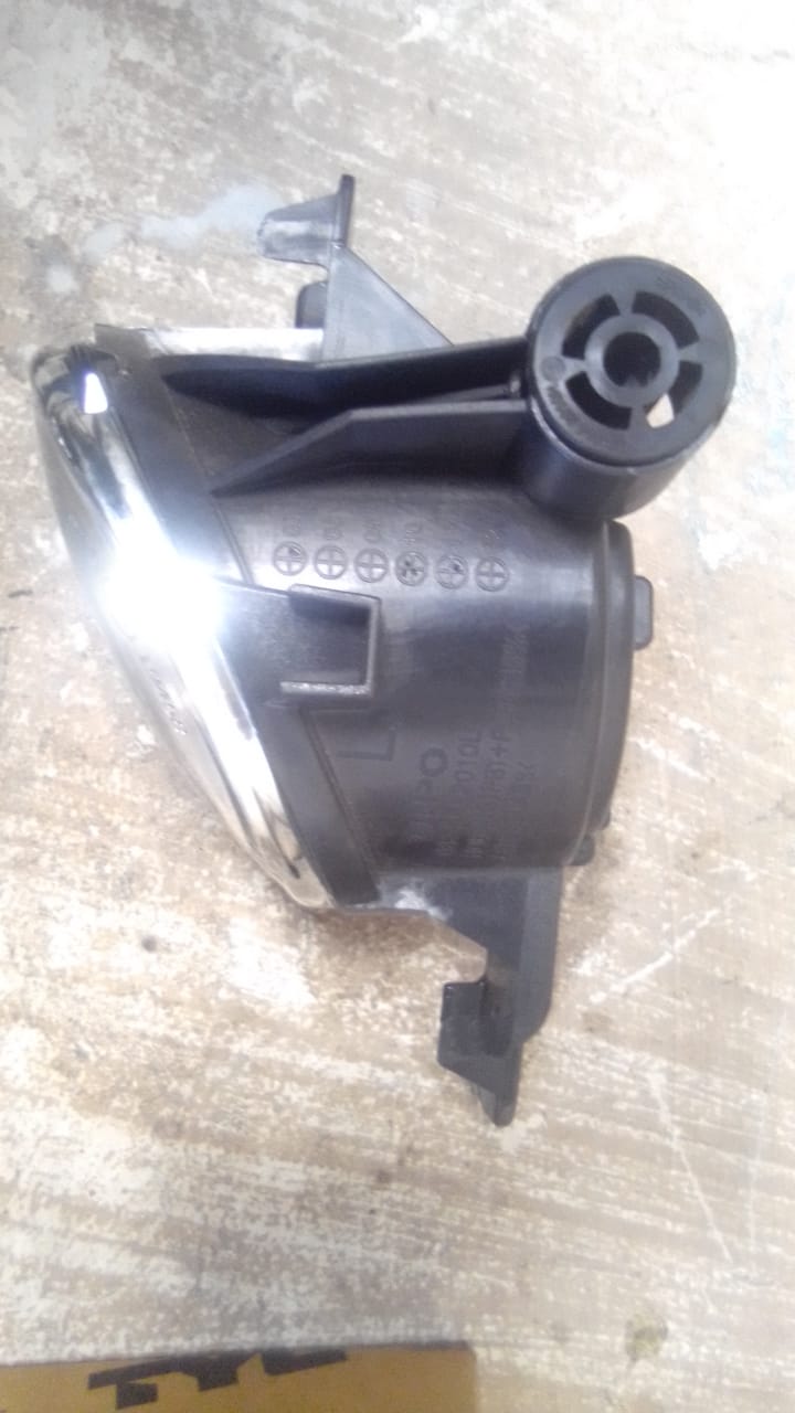 BMW E83 X3 pre face front fog lights for sale new - Private Seller