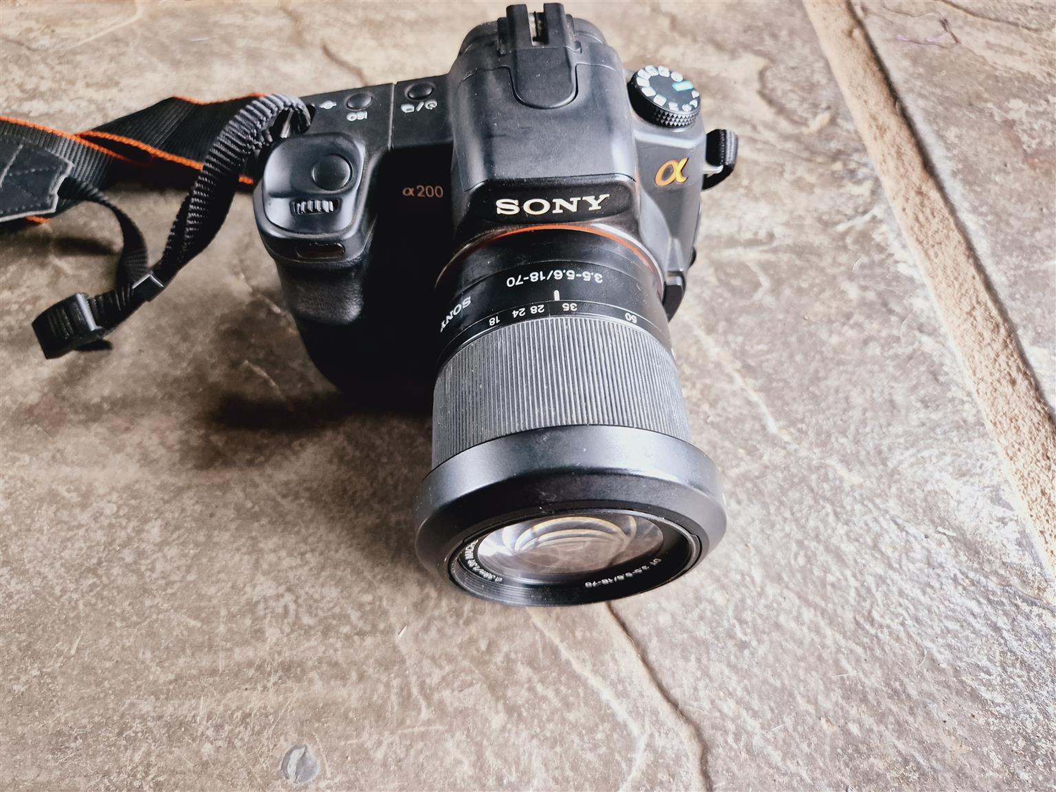 Sony A200 Camera with Accessories