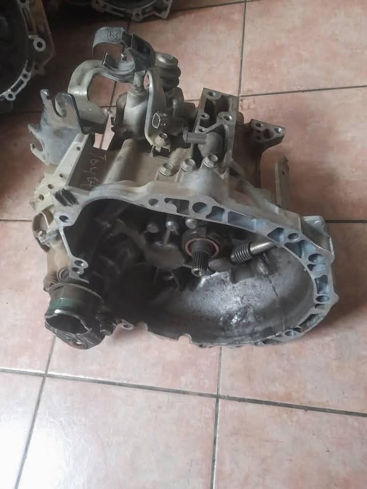TOYOTA AYGA Gearbox Manual - Private Seller TOYOTA AYGA Gearbox Manual - Private Seller