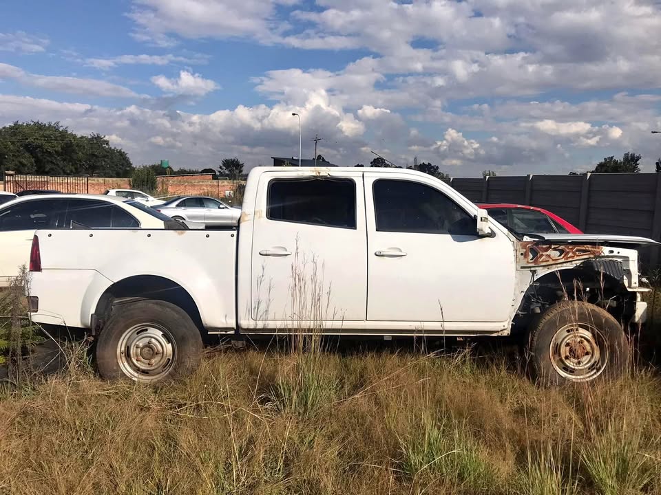 TATA Xenon DLE 2.2L Spares  for Stripping