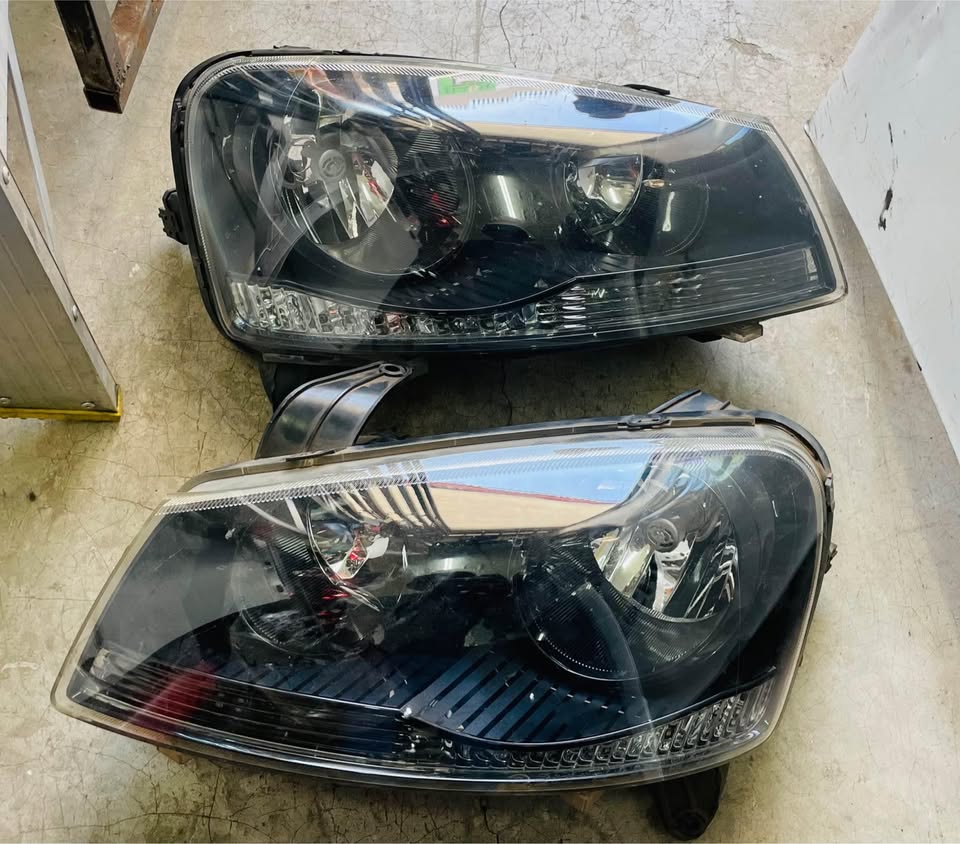 GWM STEED 5 Headlights - Private Seller GWM STEED 5 Headlights - Private Seller