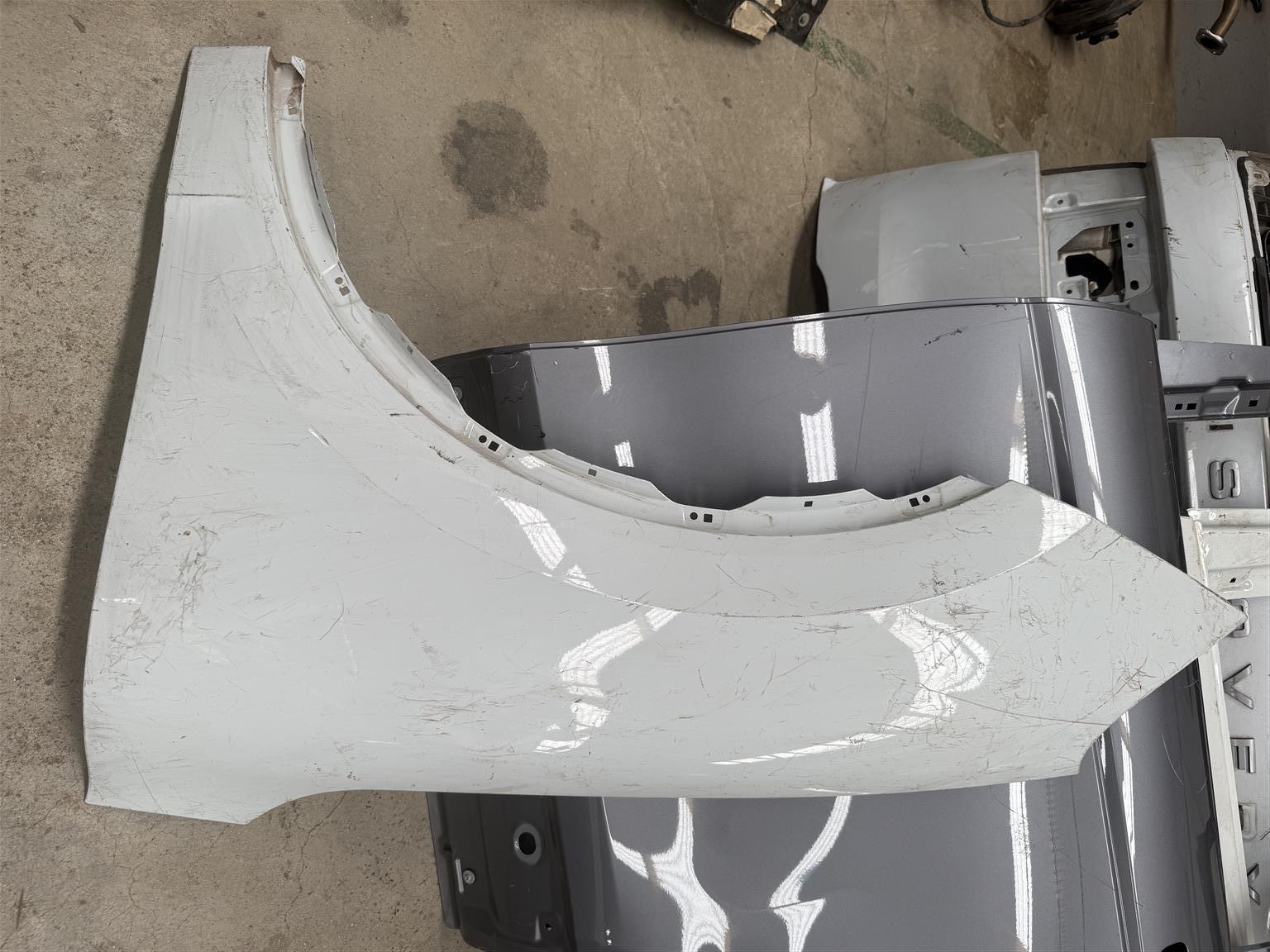 2019-2023 Porsche Cayenne Fender - Private Seller 2019-2023 Porsche Cayenne Fender - Private Seller