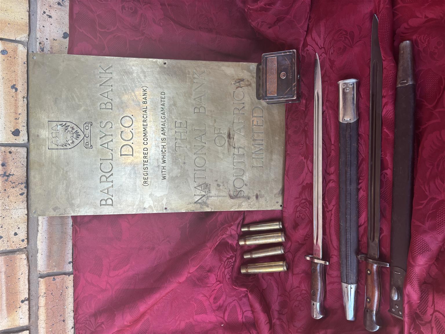 Antiques & collectibles
