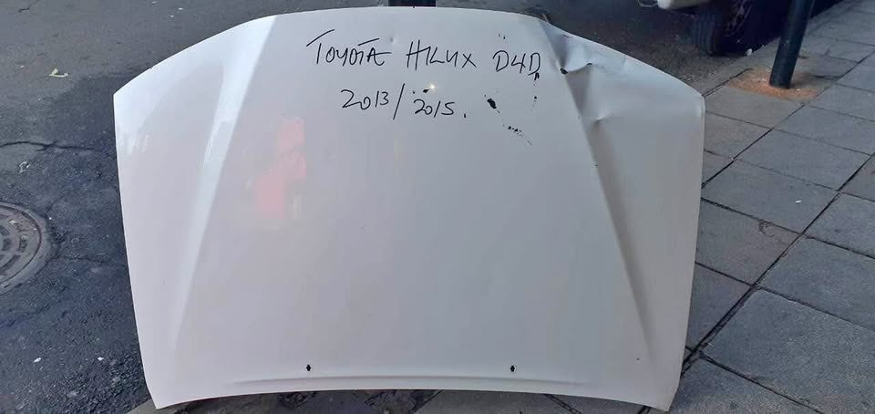 Toyota Hilux D4D bonnet - Private Seller Toyota Hilux D4D bonnet - Private Seller