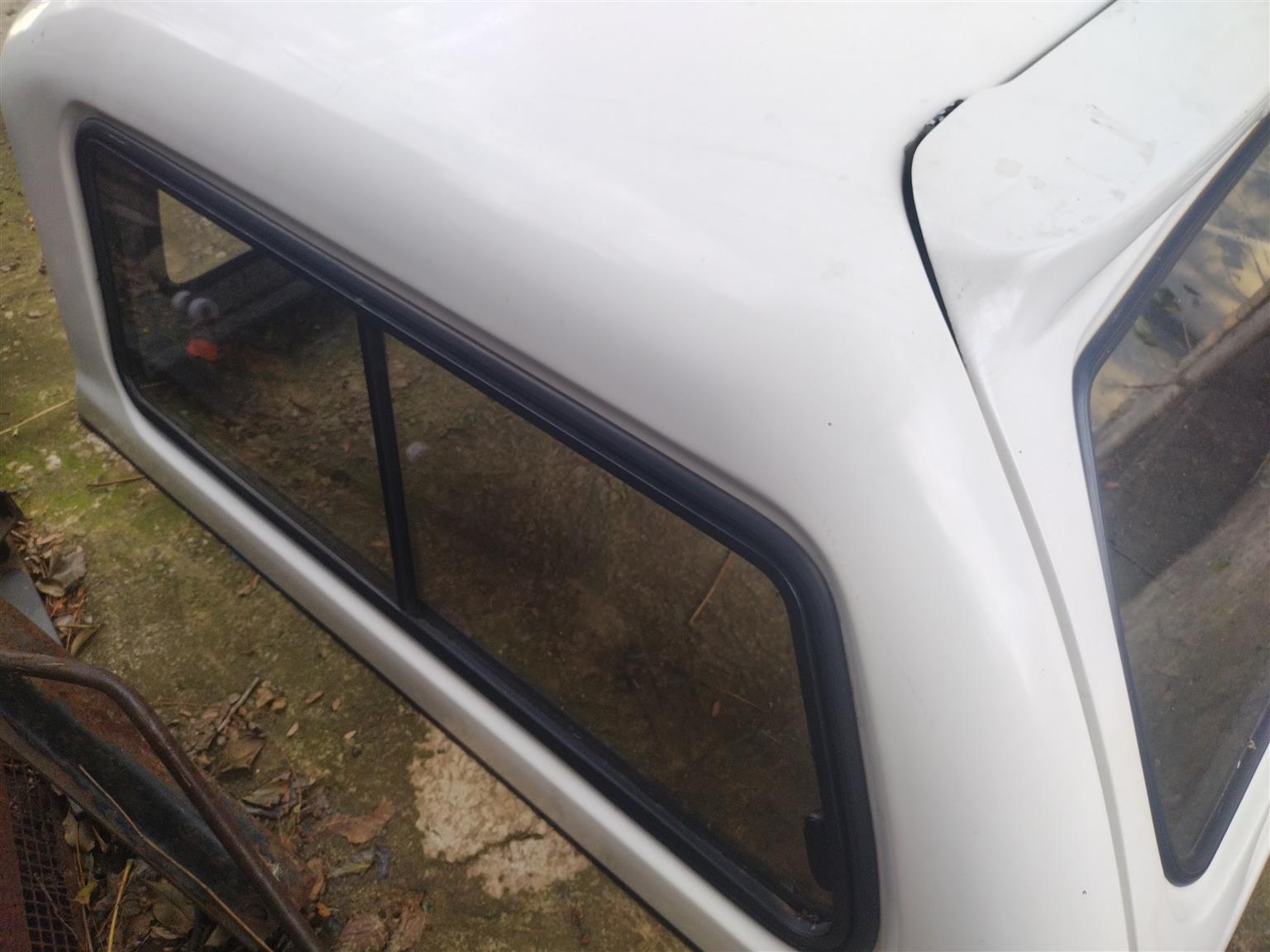 Beekman canopy for Mahindra Scorpio double cab - Private Seller