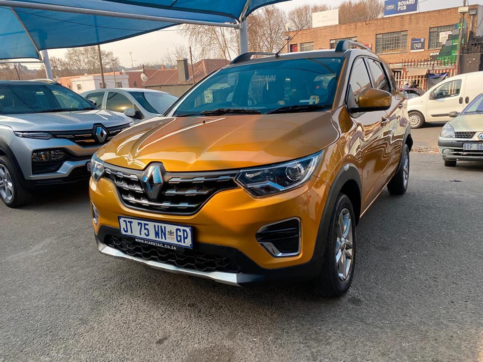 2020 RENAULT TRIBER 1.0 7SEATER AUTOMATIC