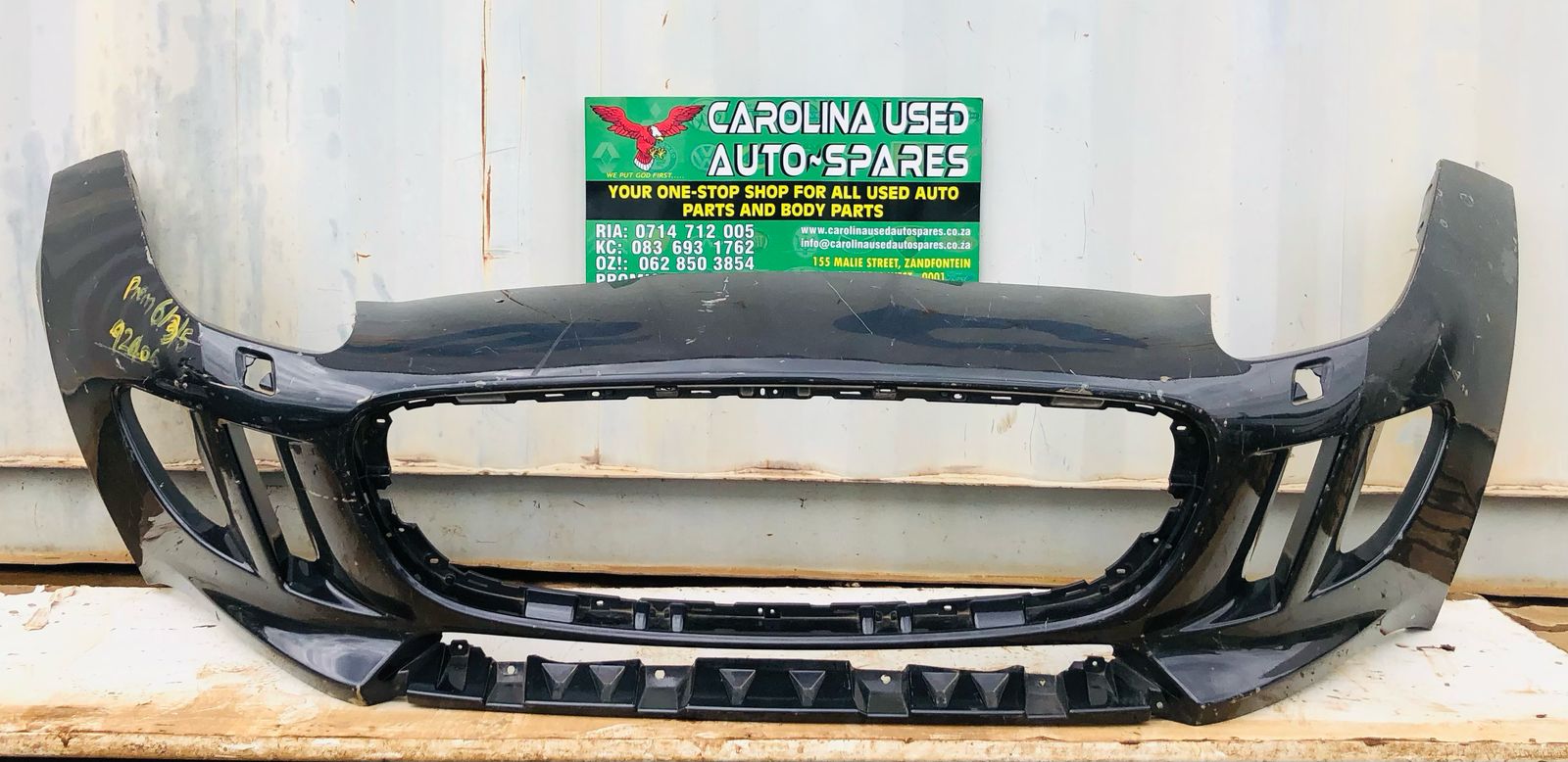 Jaguar F-pace front bumper with pdc holes - Private Seller Jaguar F-pace front bumper with pdc holes - Private Seller