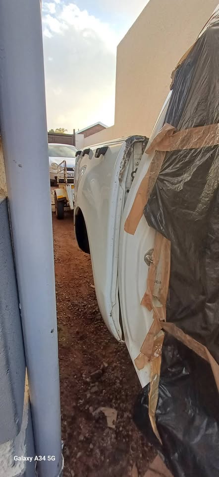 Ford ranger loadbin