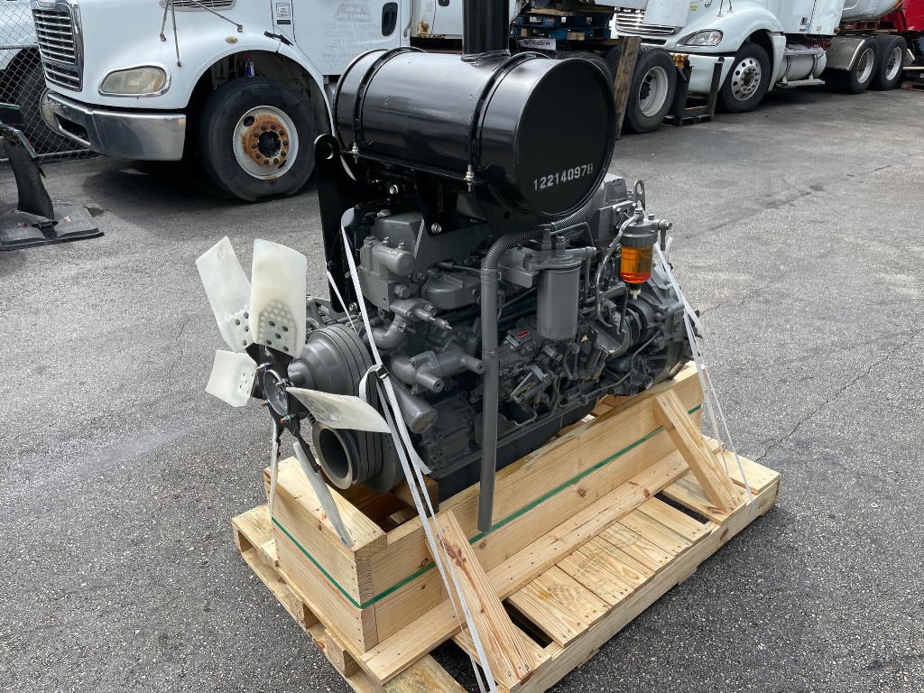 NEW 2011 ISUZU 6HK1 ENGINE AVAILABLE - Private Seller NEW 2011 ISUZU 6HK1 ENGINE AVAILABLE - Private Seller