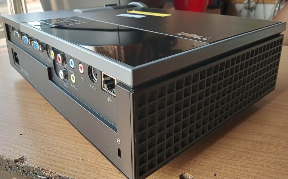 Dell 1610HD Standard Series HD Ready (1280 x 800) Projector