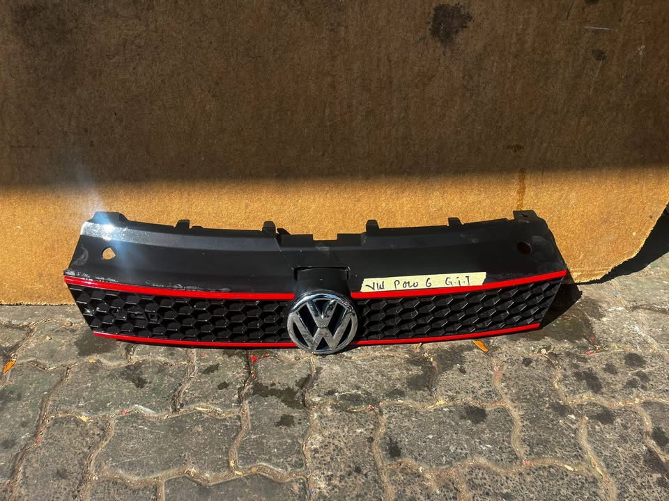 Volkswagen Golf 6 GTI Grill - Private Seller Volkswagen Golf 6 GTI Grill - Private Seller